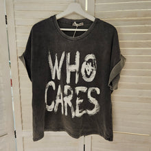 Lade das Bild in den Galerie-Viewer, T-Shirt Who Cares grau
